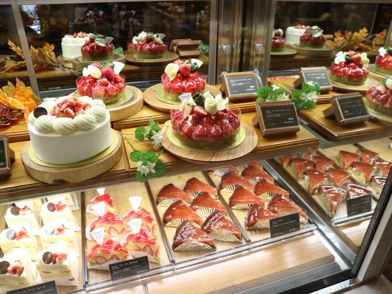 アカシエ北浦和店へ行ってきた 待望の新店舗 新作も登場 ケーキ 焼き菓子全7種を全力で食レポ カフェスペースの紹介も さいたまカフェガイド
